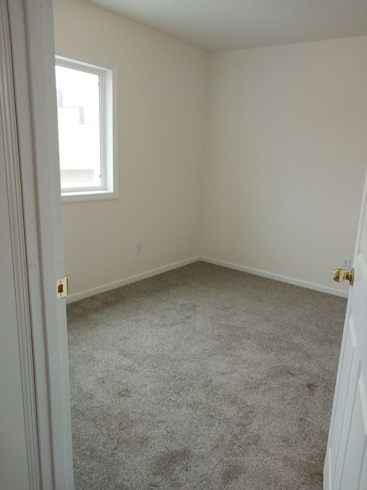 502 Wollan St #2 - Photo 3 of 7