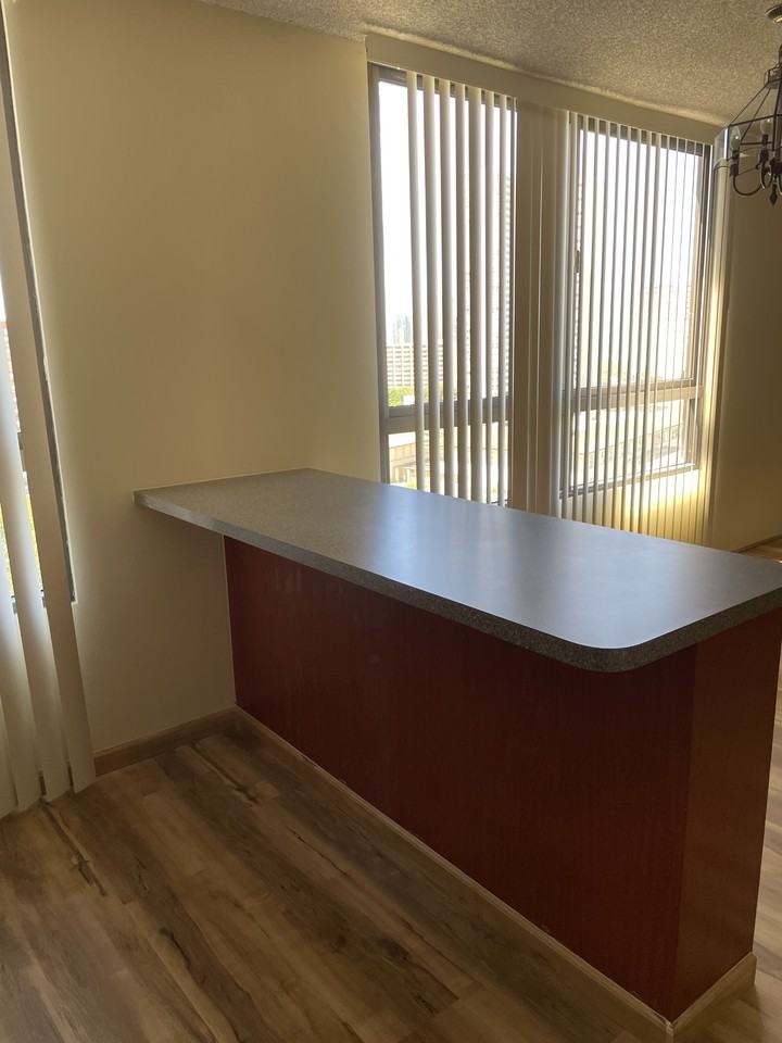 1517 Makiki St #1106 - Photo 6 of 14