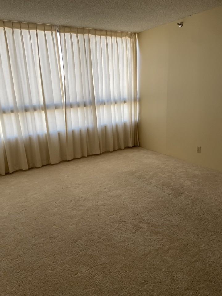 1517 Makiki St #1106 - Photo 7 of 14