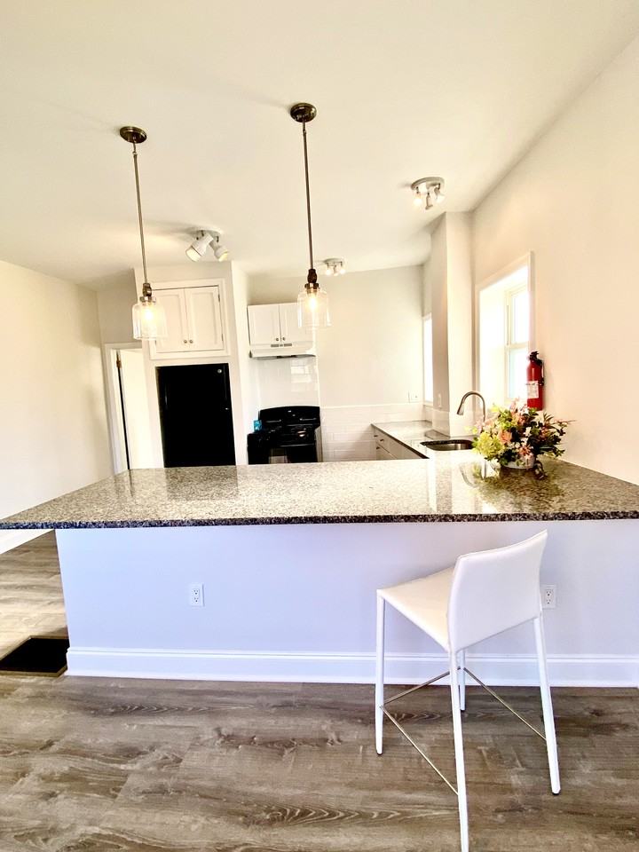 19 Morris Ave #1A - Photo 7 of 14