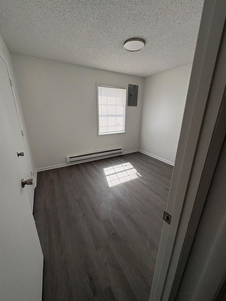 Pavilion Apartments - Photo 2 of 18