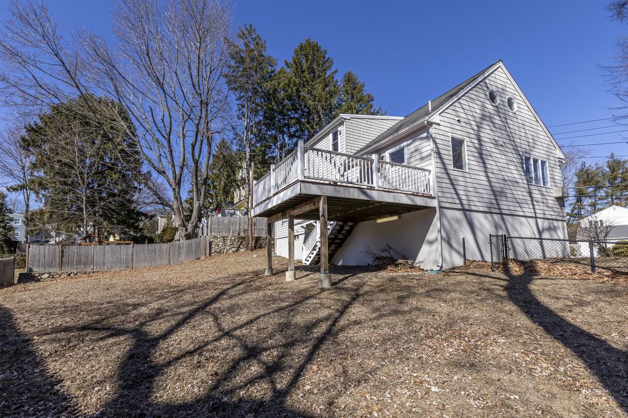 270 Cross St #NA - Photo 2 of 34