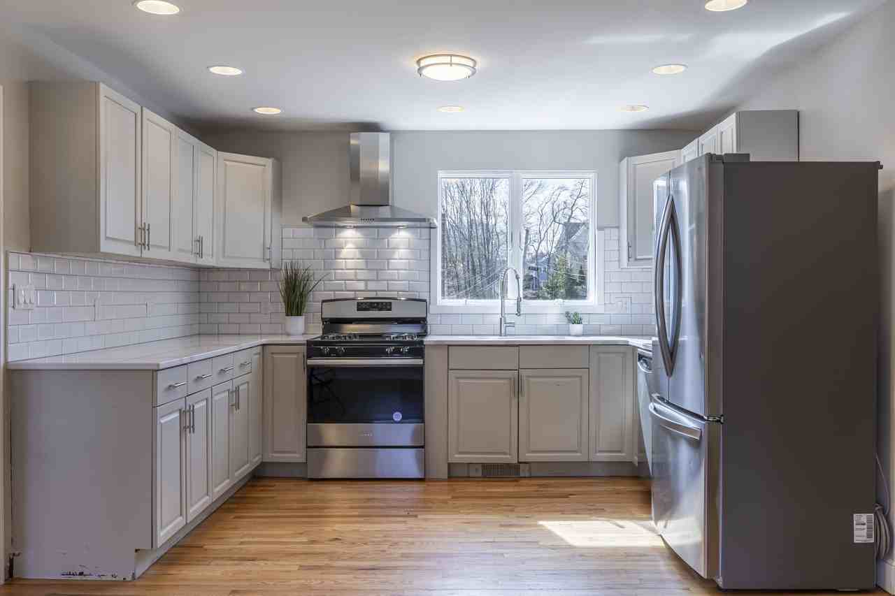 270 Cross St #NA - Photo 3 of 34