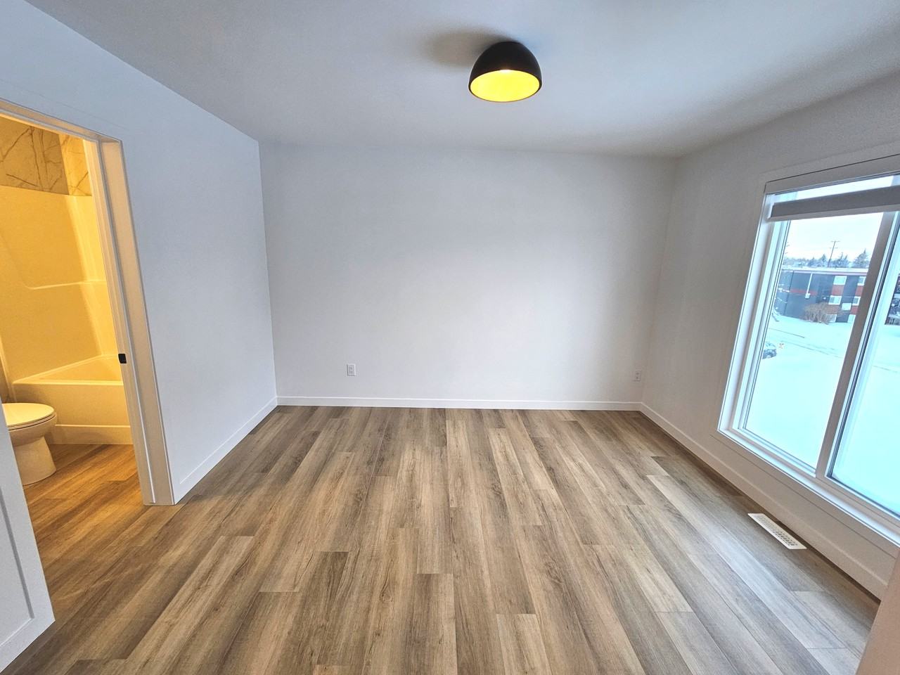 13603 119 Avenue Northwest - Photo 5 of 10
