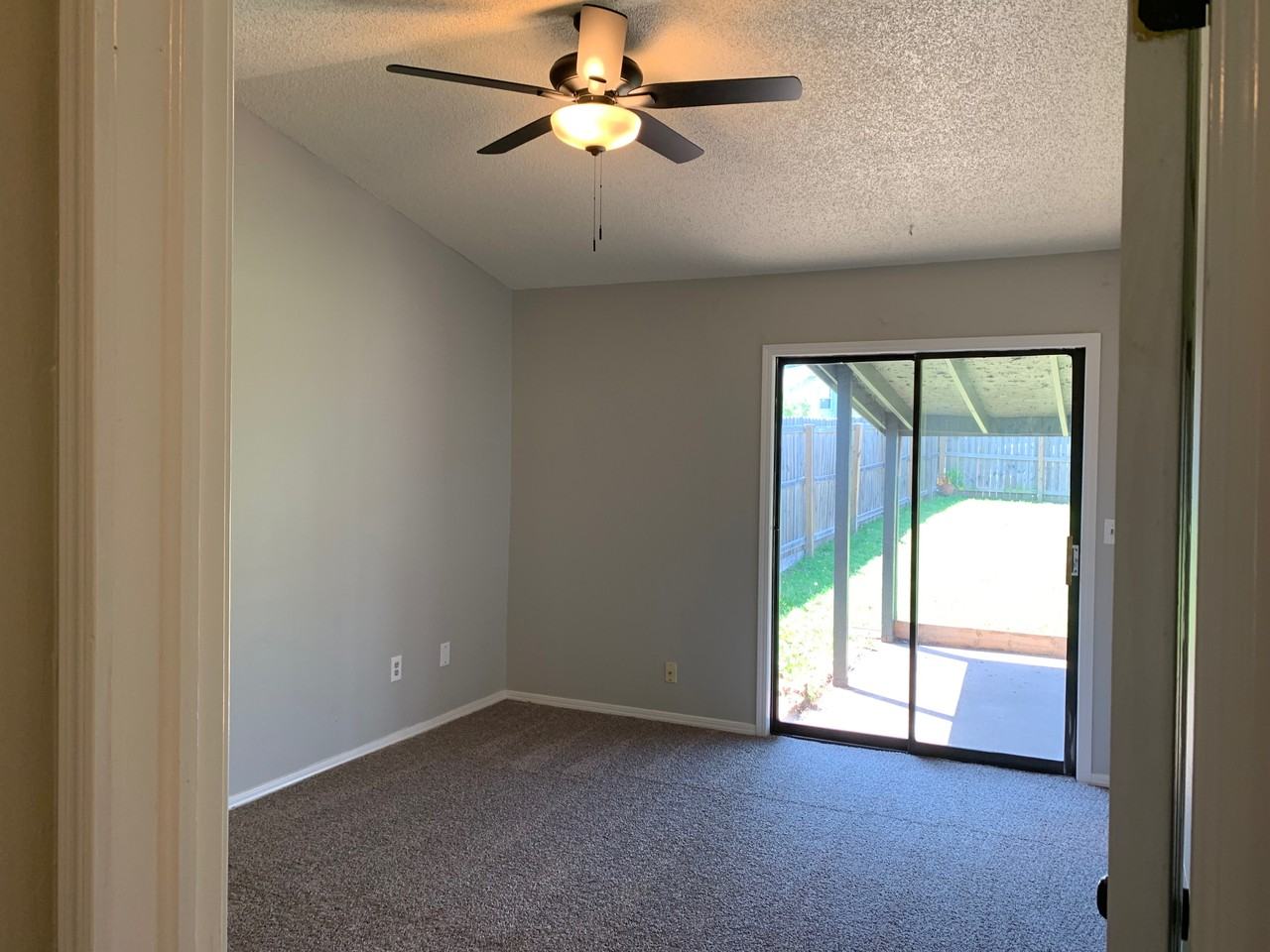 1501 W Montgomery St #NA - Photo 6 of 10