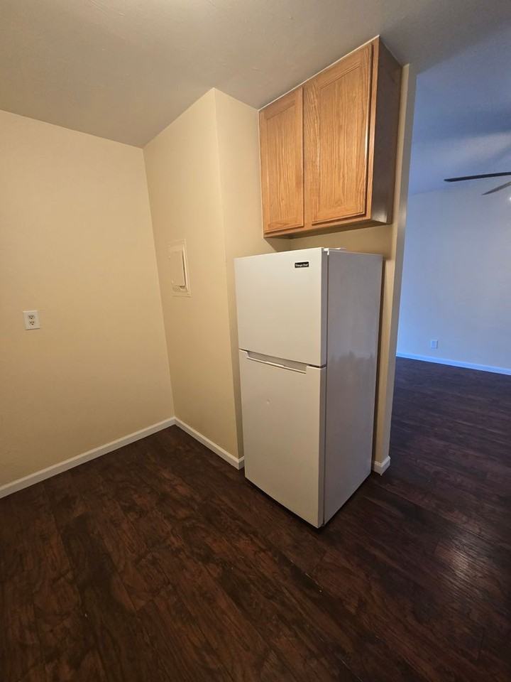 Mulford Park Apartments - Photo 5 of 40