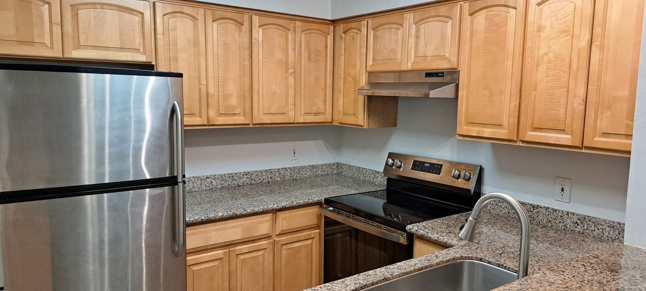 47 Redwood Ct #47 - Photo 2 of 15