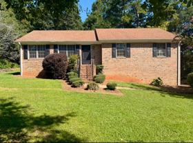 195 Woodberry Ct - Photo 1 of 1