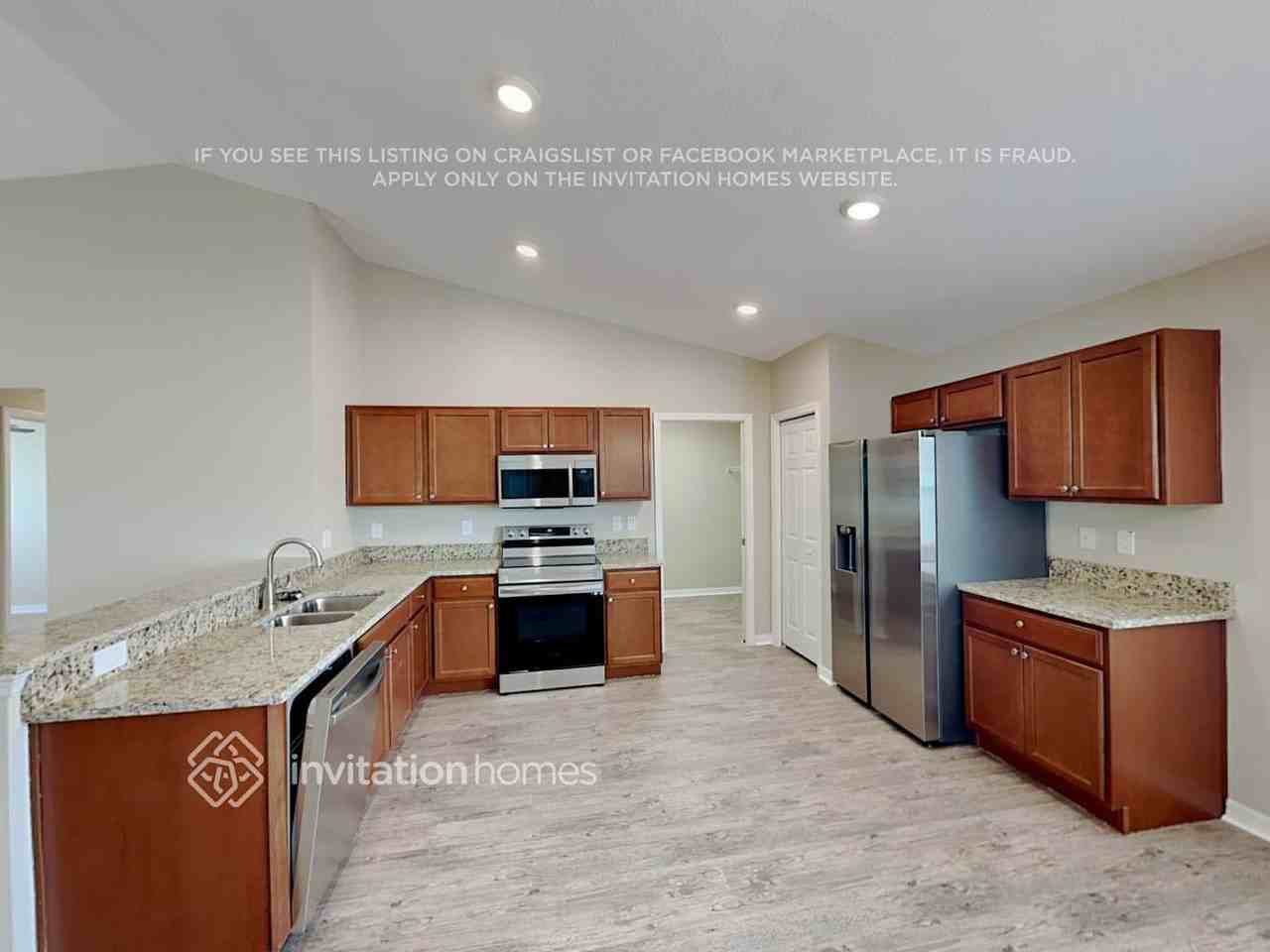 2226 12th Ave E - Photo 6 of 18