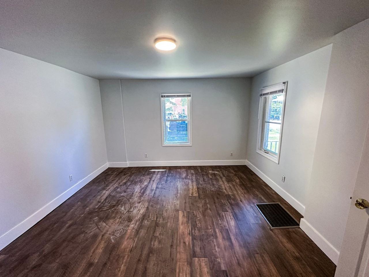 64 Grant Street - Photo 5 of 19