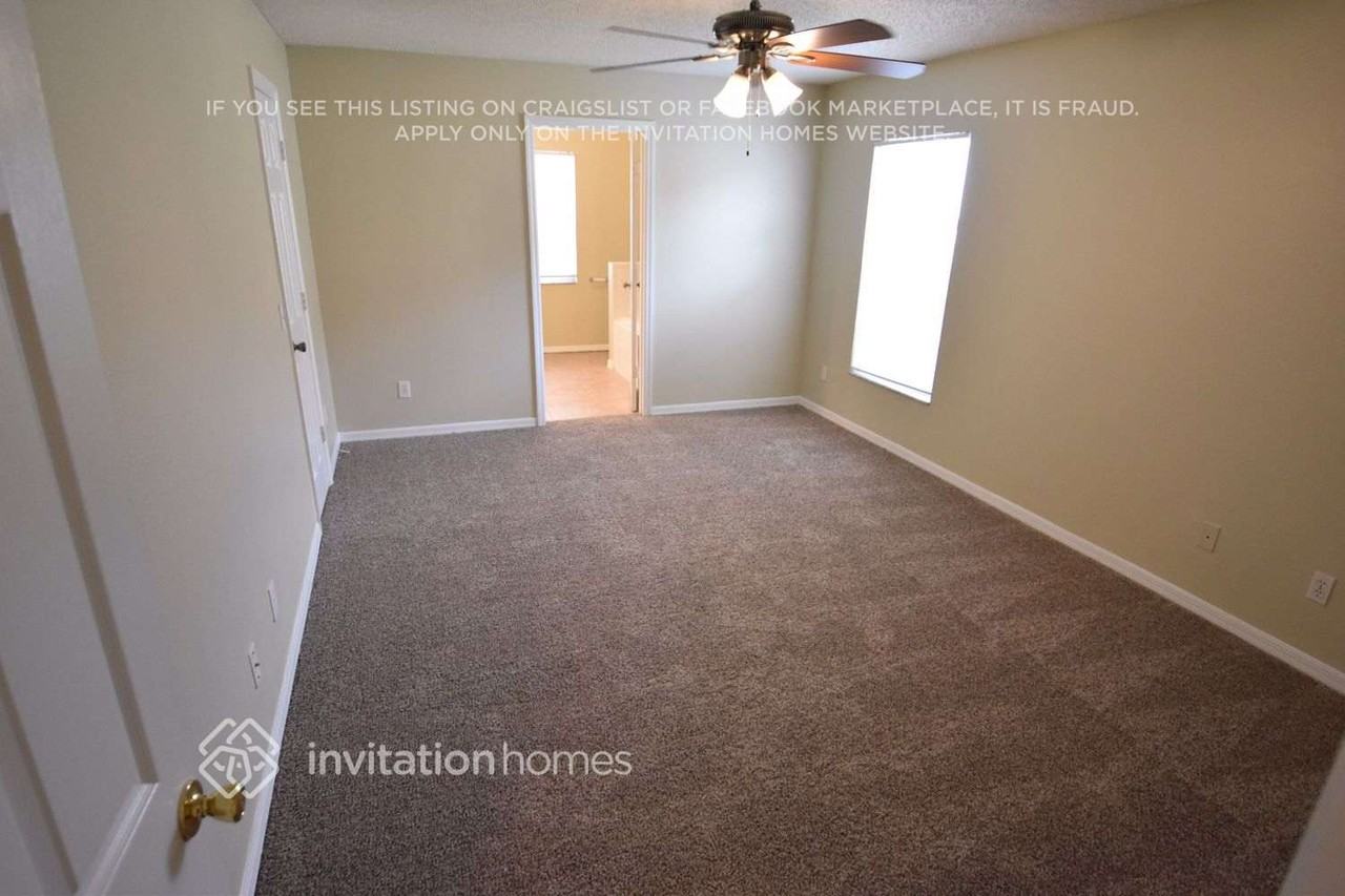 422 Flamingo Ct - Photo 7 of 11