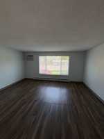 featured image of E 6th Ave