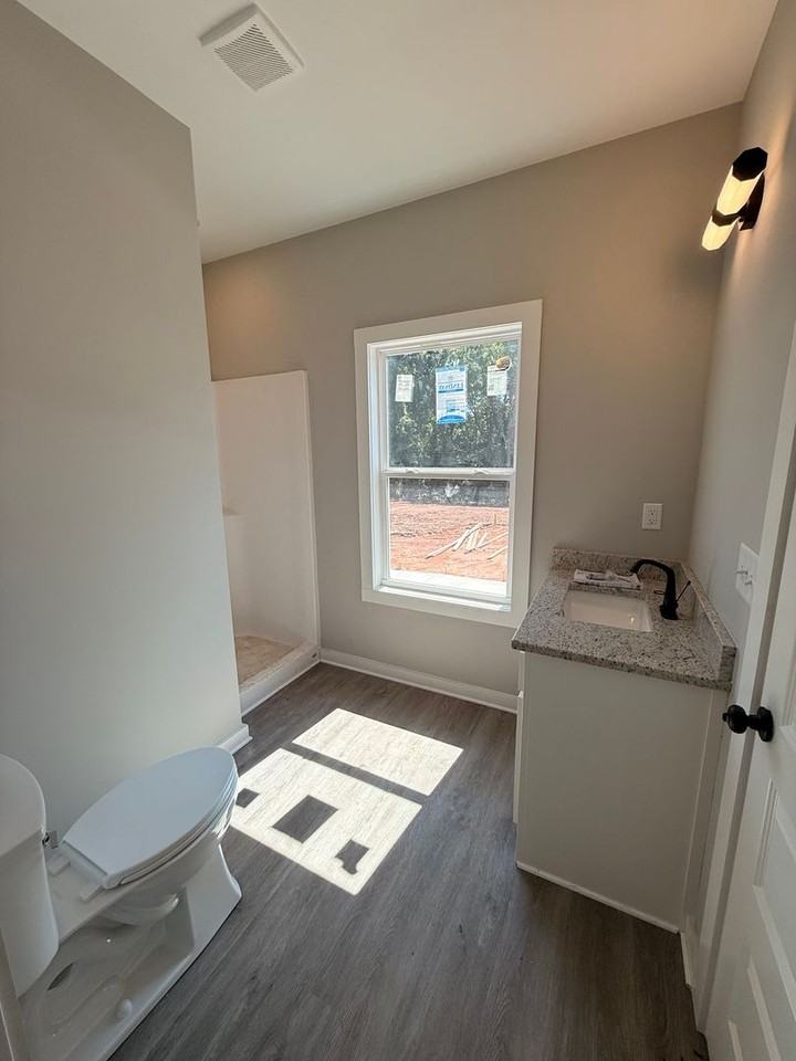 815 Whitehall Rd - Photo 5 of 22