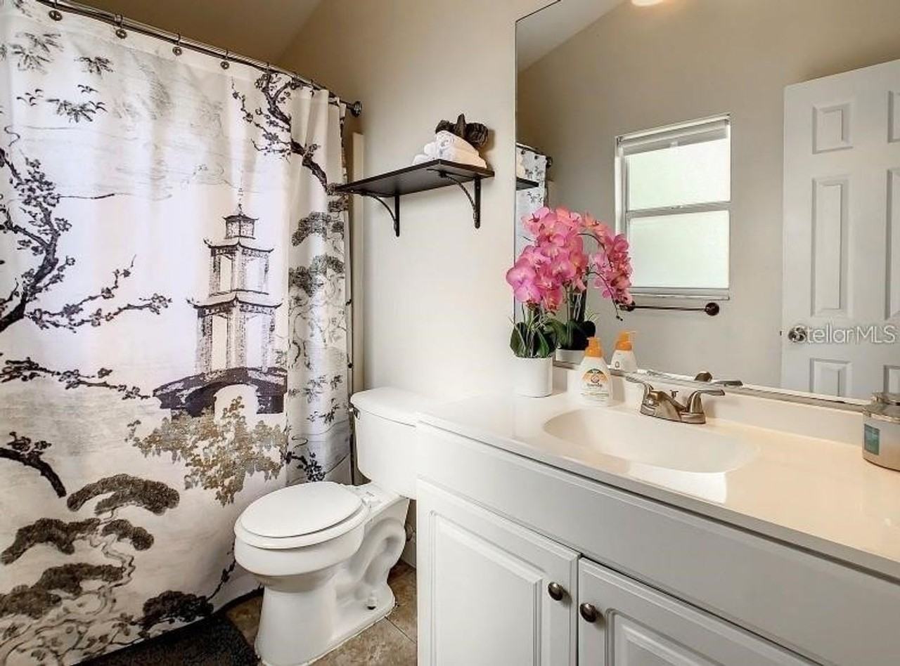 9655 Hollyhill Dr - Photo 3 of 16