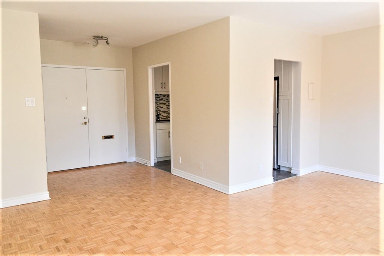 4555 Bonavista Avenue - Photo 3 of 50
