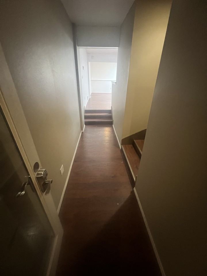 105 South Granite AvenueUnit B #1 - Photo 5 of 26