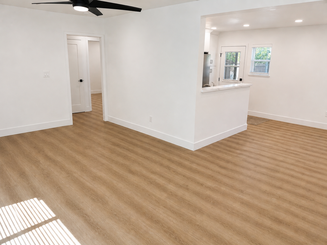 795 W Pomona Blvd - Photo 2 of 10