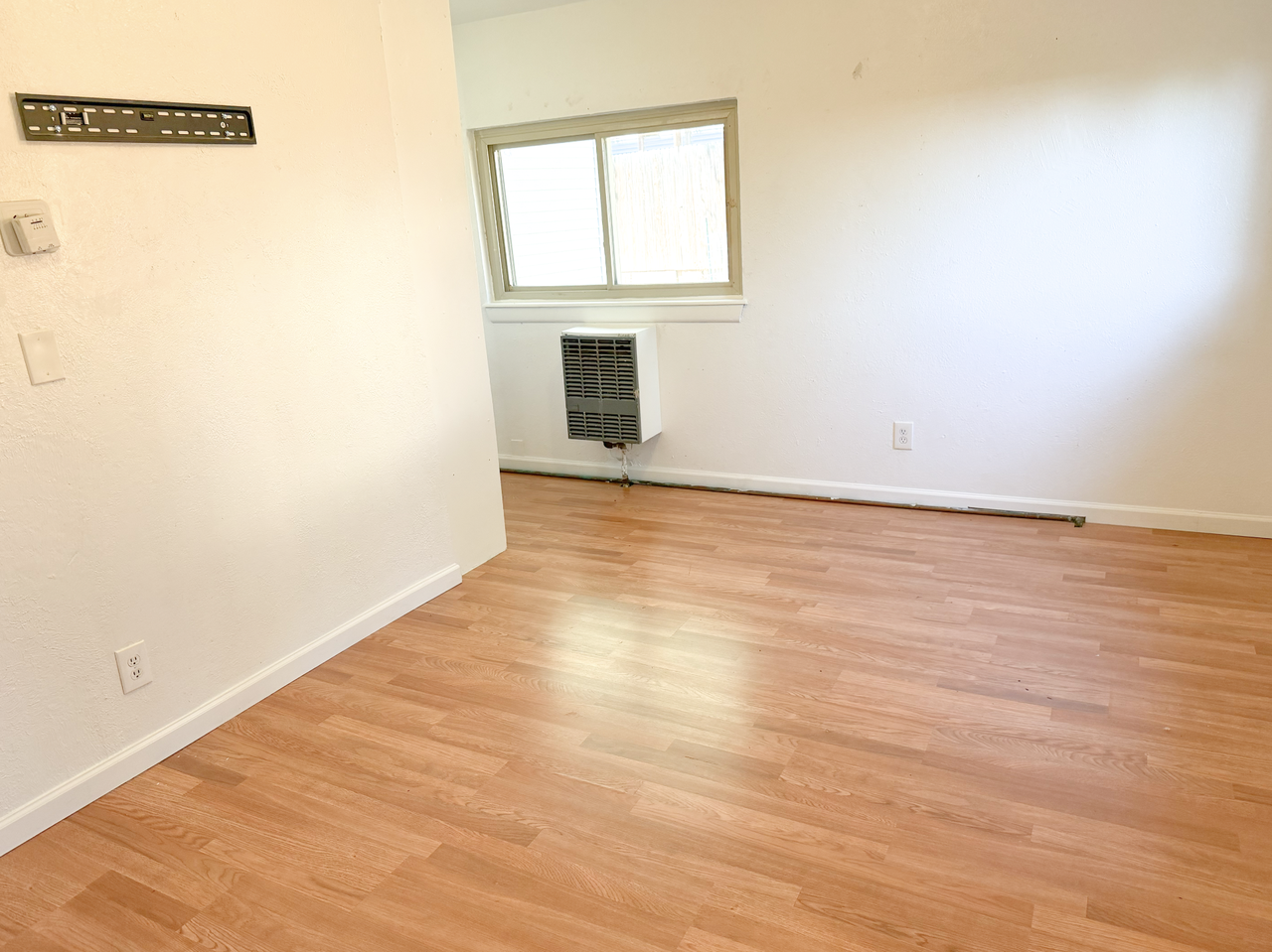 4881 Broadway St #1 - Photo 2 of 9