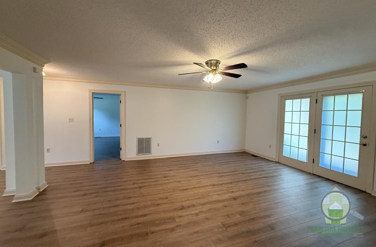 2071 Howlong Ave #1 - Photo 4 of 22