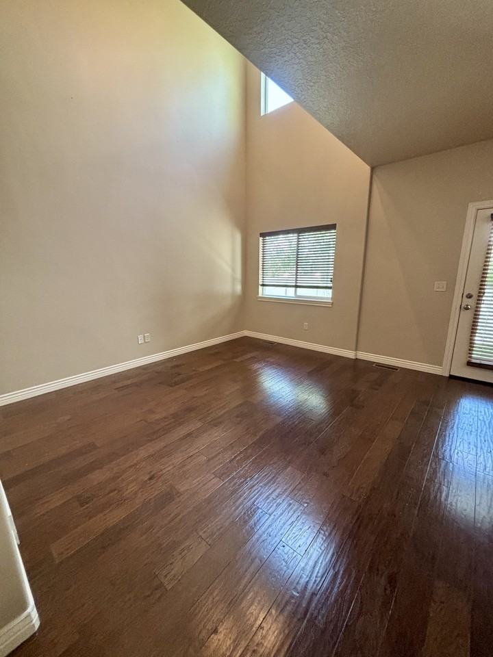 215 E 1135 S #1 - Photo 7 of 50