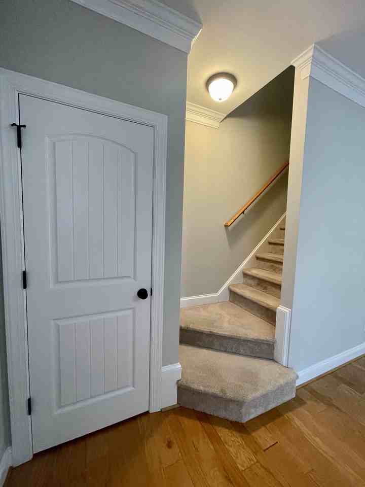 510 Capstone Dr #1 - Photo 5 of 32