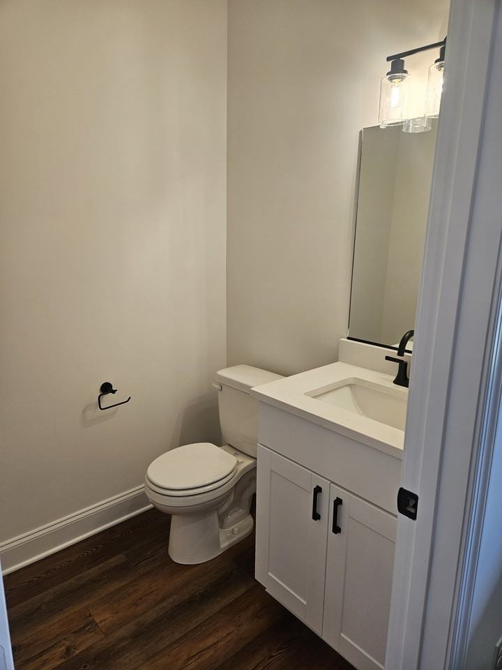 110 Aaron Pl #1 - Photo 7 of 16