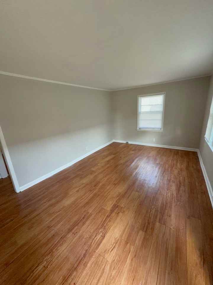 1613 Dorchester Ave #1 - Photo 2 of 3