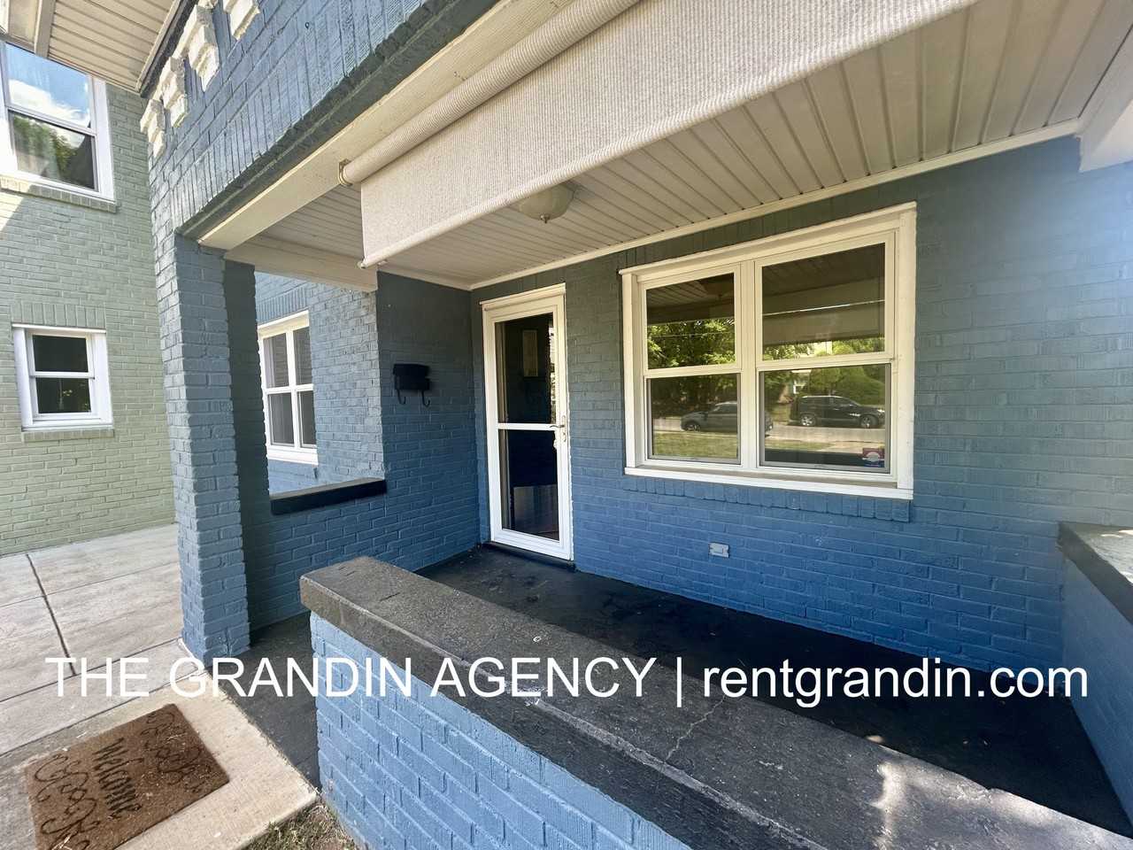 1518 Wautauga St Sw #1518 - Photo 3 of 32
