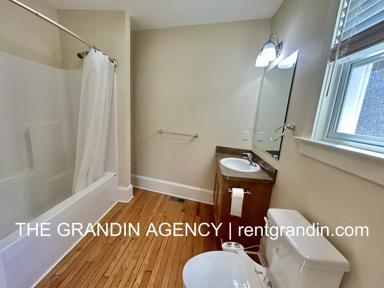 1518 Wautauga St Sw #1518 - Photo 5 of 32