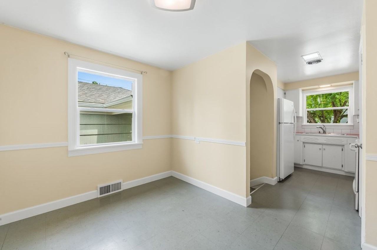 1223 E Saint Maries Ave - Photo 6 of 21