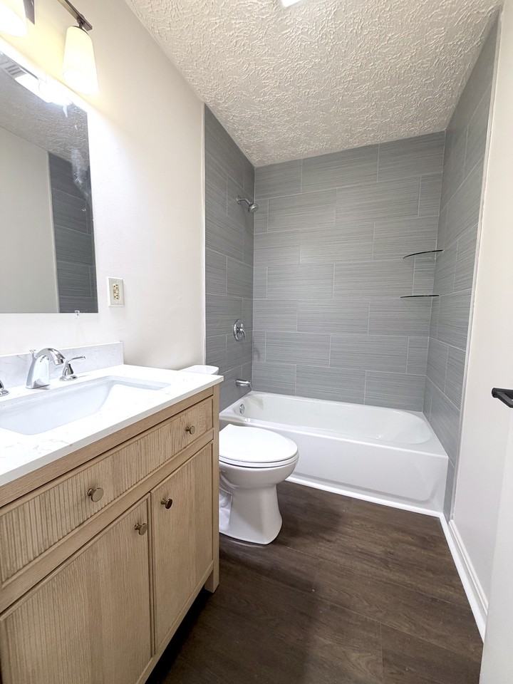 401 East Rd - 6 #6 - Photo 7 of 24