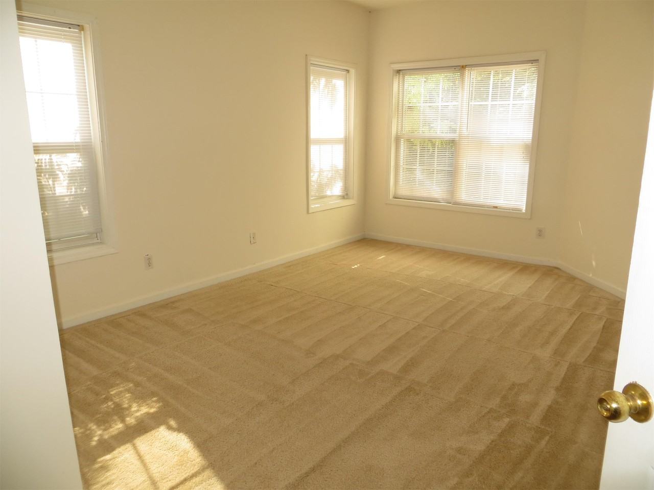 8849 Fairview Blf #1 - Photo 3 of 9