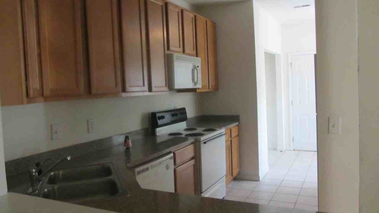 8849 Fairview Blf #1 - Photo 4 of 9