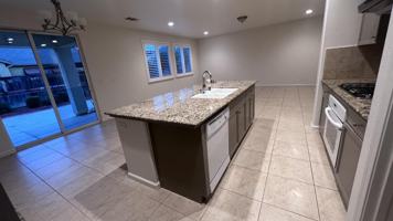 featured image of 4014 Heritage Ln #1