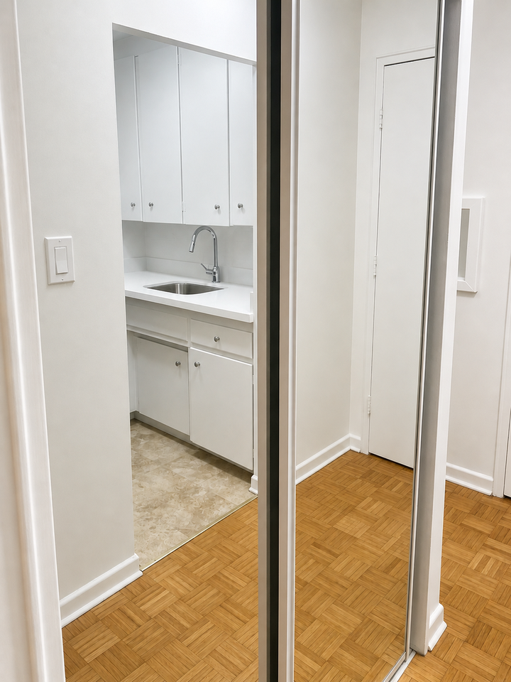 2412 Queen Street East - Photo 5 of 7