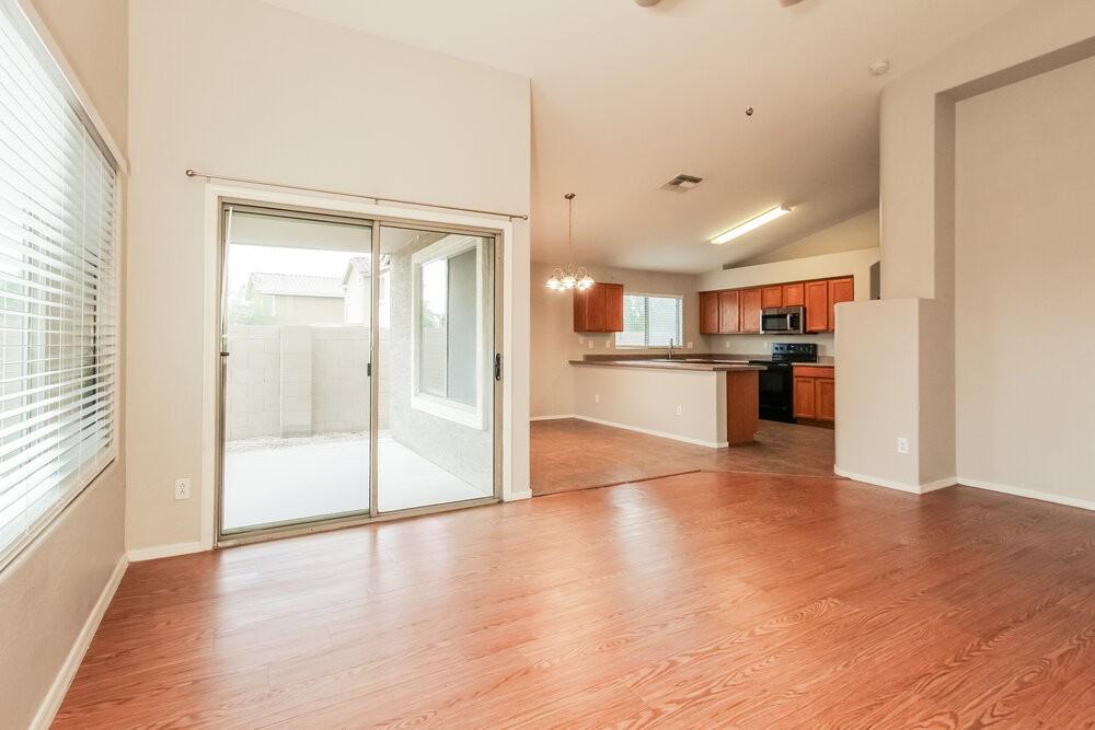 25549 W Winslow Ave - Photo 5 of 16