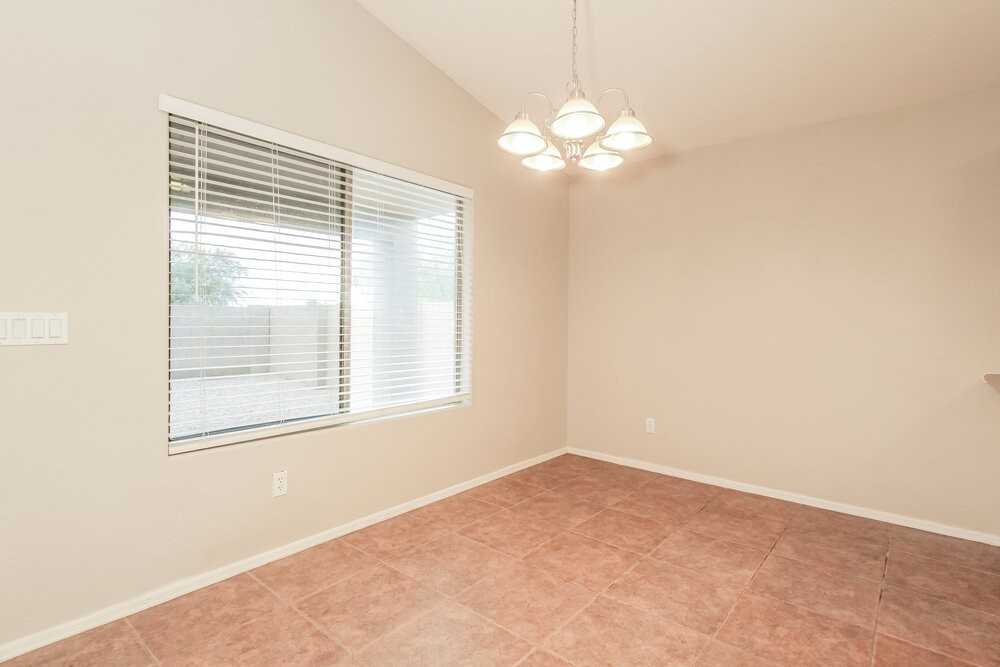 25549 W Winslow Ave - Photo 6 of 16