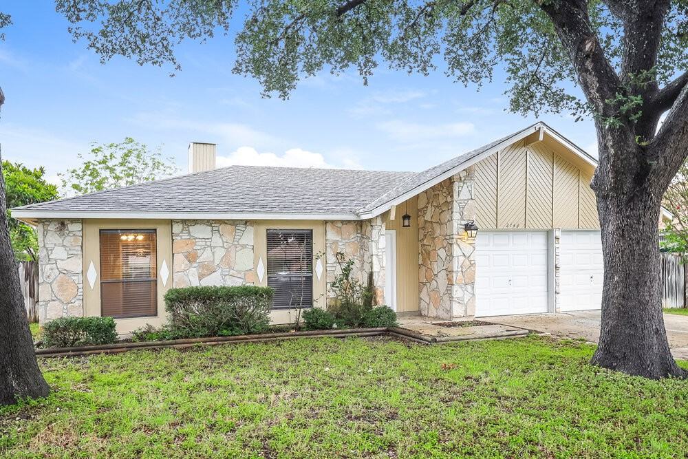 2743 Knoll Tree St - Photo 3 of 16