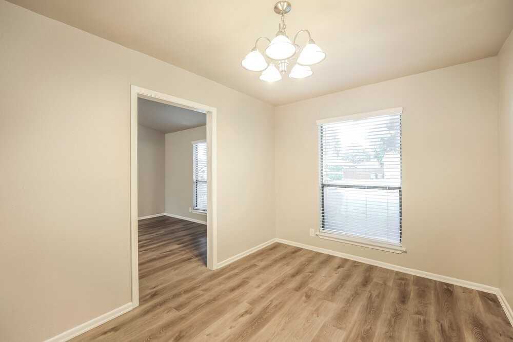 2743 Knoll Tree St - Photo 6 of 16