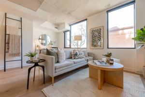 featured image of 7 Fairbank Ave