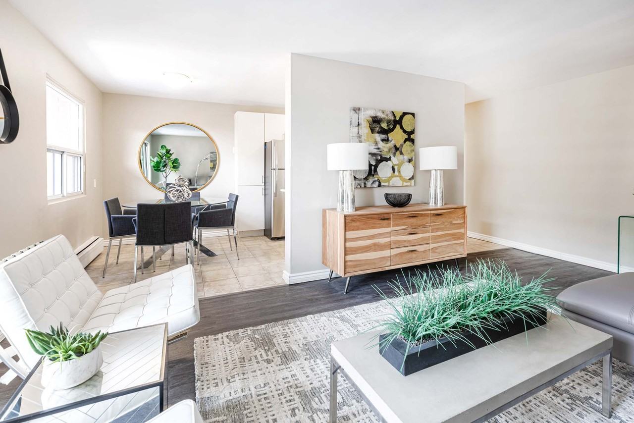 St. James Place III - Photo 3 of 13
