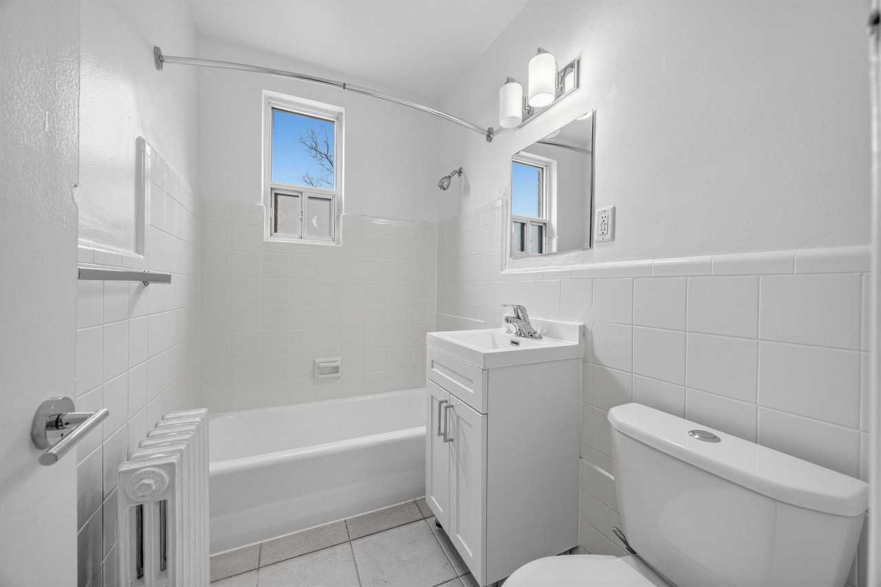 46 Montye Avenue - Photo 4 of 6