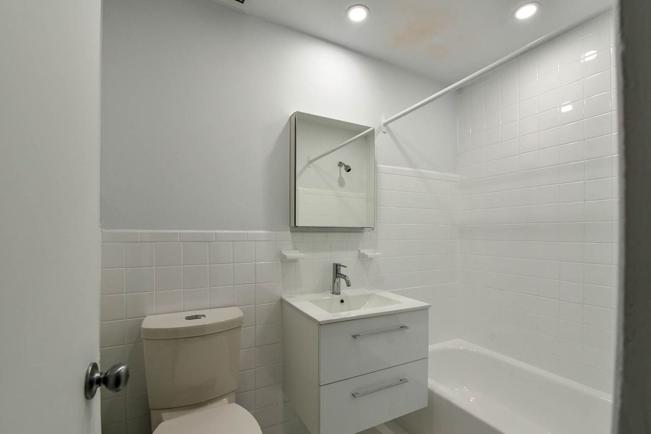 3495 Av Van Horne — photo 3