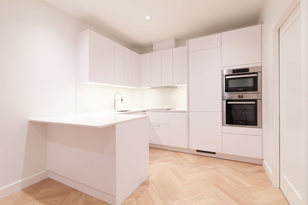 590 Outremont - Photo 2 of 50