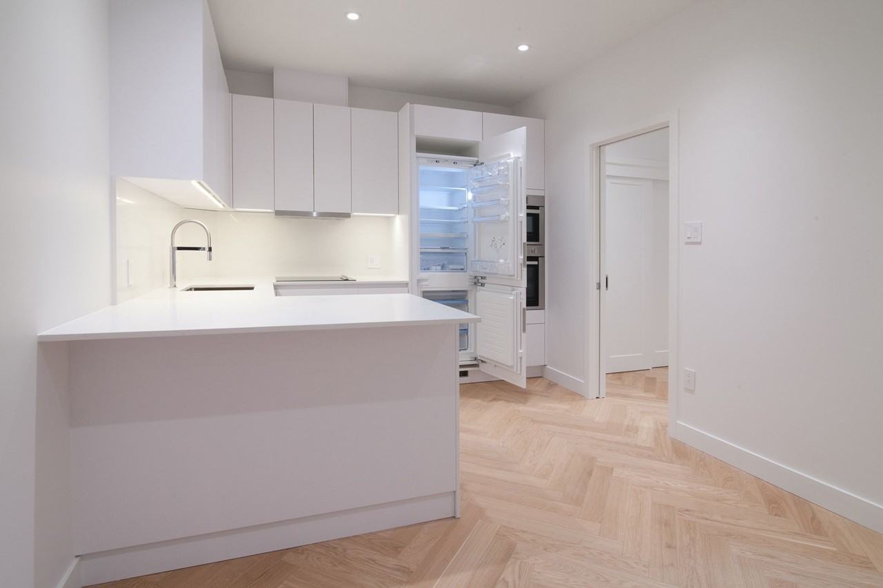 590 Outremont - Photo 3 of 50