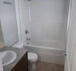 Beautiful 3 Bedroom Townhouse in Walker Lakes - Photo 6 of 11