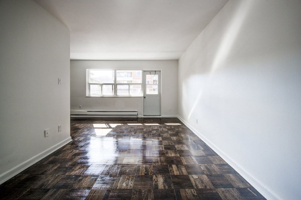 Mountain Apartments - Photo 4 of 19