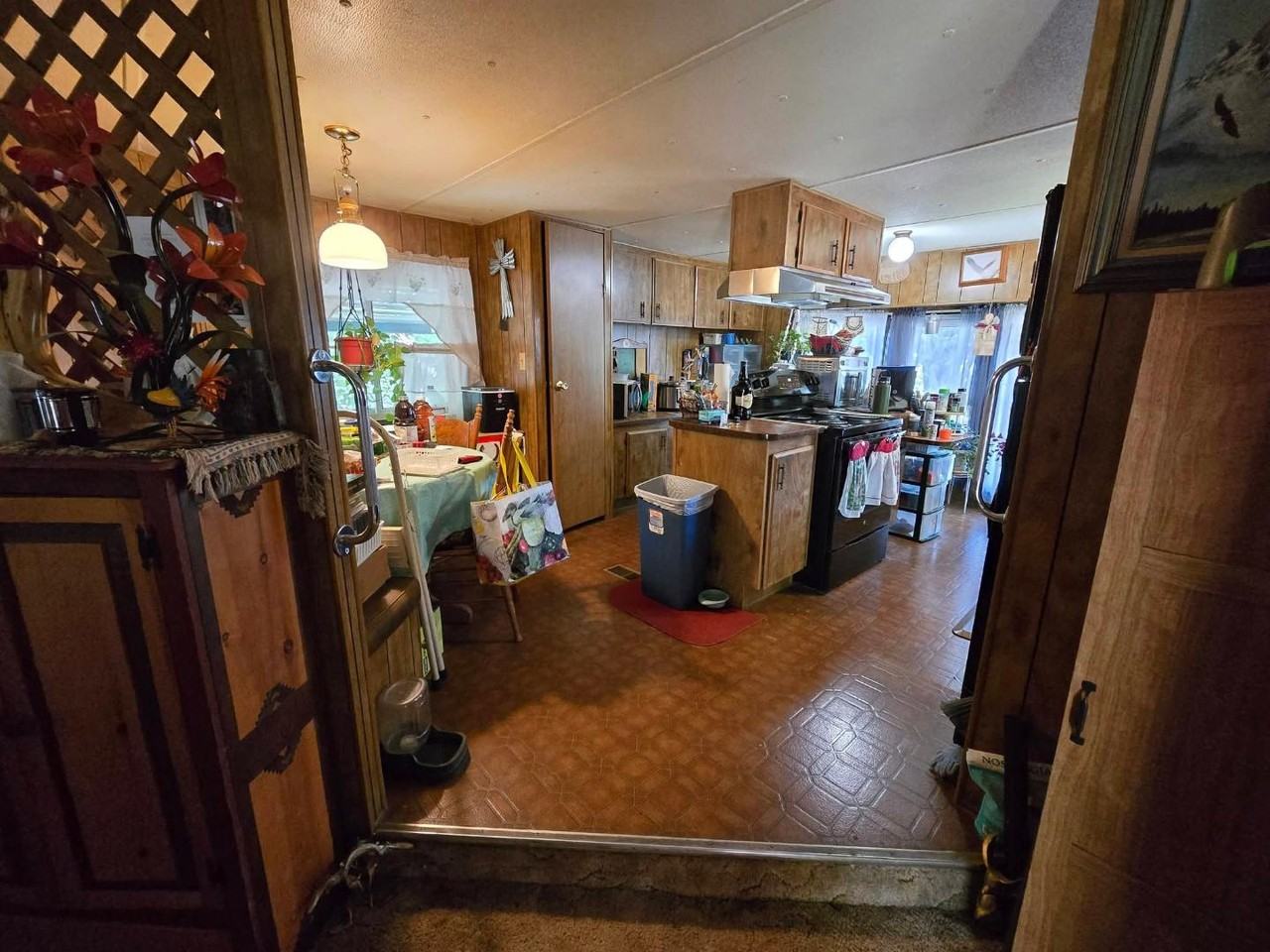 825 E Ottley Ave - Photo 3 of 20