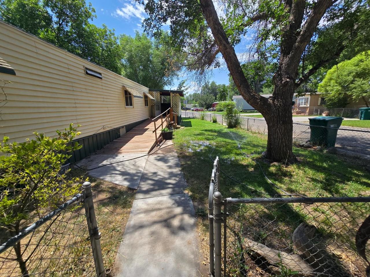 825 E Ottley Ave - Photo 6 of 20