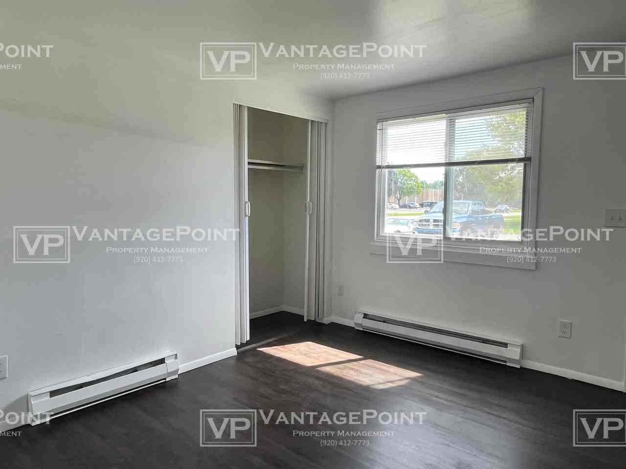 3201 W 4th St #2 - Photo 5 of 8